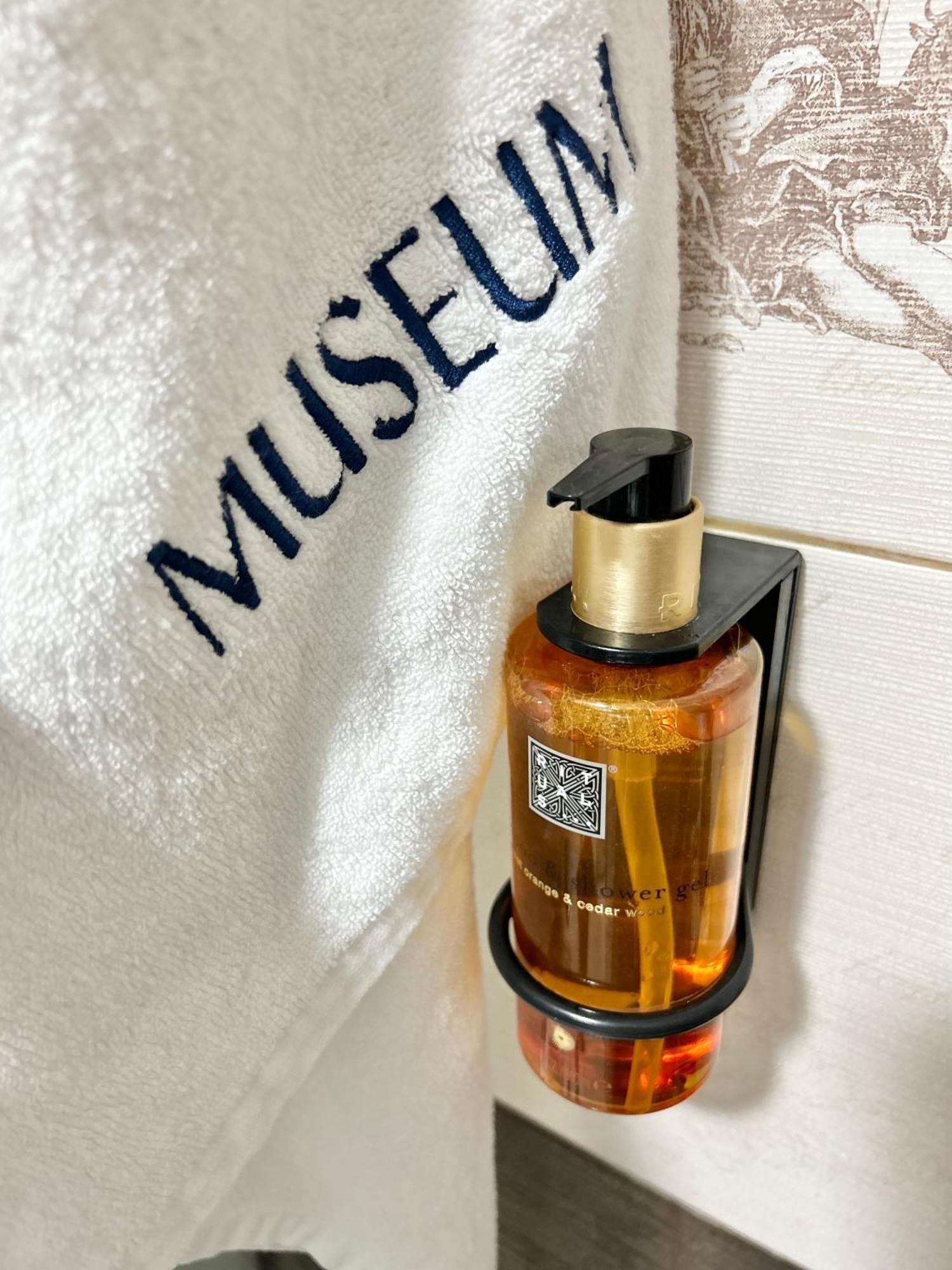 Paradise Museum City Center Belgrado Esterno foto